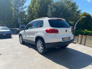 VOLKSWAGEN - Tiguan 2.0 TDI Plus 140 Sport&Style BMT (3 di 15)