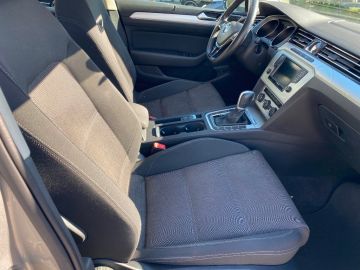 VOLKSWAGEN - Passat Variant 2.0 TDI DSG Business BMT (11 di 15)
