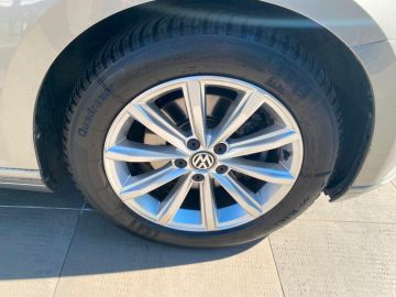 VOLKSWAGEN - Passat Variant 2.0 TDI DSG Business BMT (13 di 15)