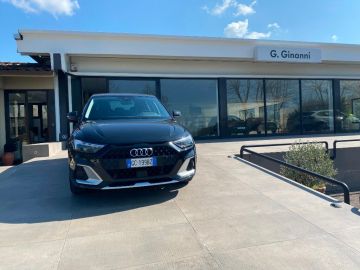 AUDI - A1 citycarver 25 TFSI Admired (5 di 15)