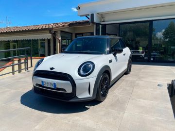 MINI - Mini 1.5 Cooper Classic (2 di 15)