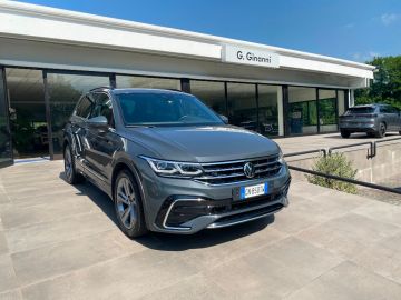 VOLKSWAGEN - Tiguan 2.0 TDI 150 CV SCR DSG R-Line