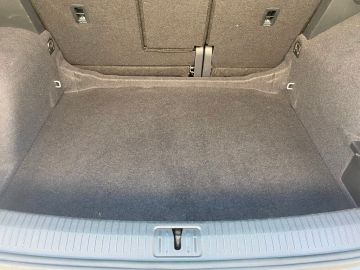 VOLKSWAGEN - Tiguan 2.0 TDI 150 CV SCR DSG R-Line (9 di 15)