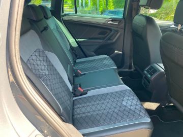 VOLKSWAGEN - Tiguan 2.0 TDI 150 CV SCR DSG R-Line (10 di 15)