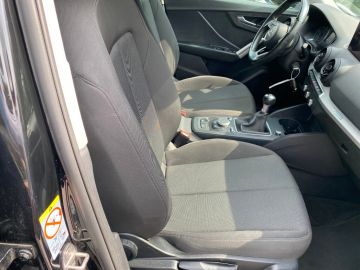 AUDI - Q2 1.6 TDI Business (12 di 15)
