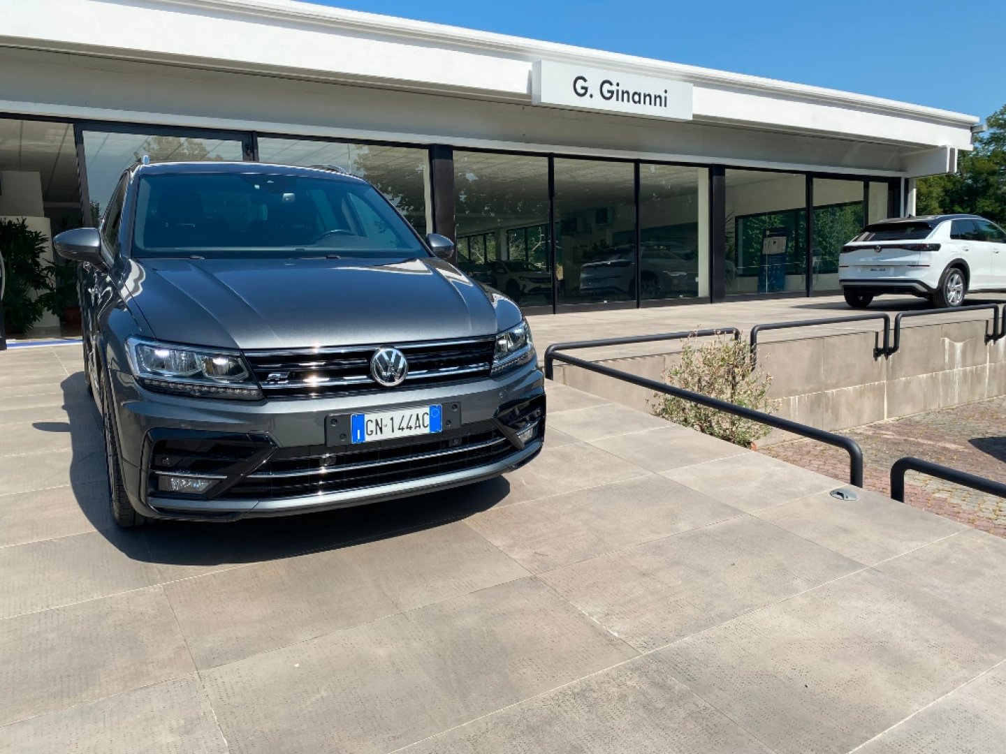 VOLKSWAGEN Tiguan 2.0 TDI SCR DSG Sport BlueMotion Technology