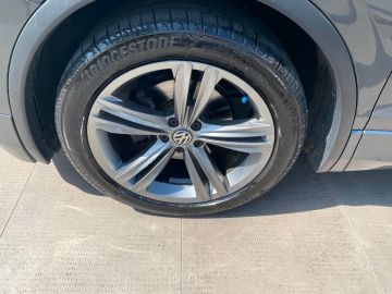VOLKSWAGEN - Tiguan 2.0 TDI SCR DSG Sport BlueMotion Technology (9 di 15)