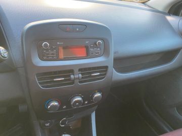 RENAULT - Clio 1.2 75CV 5 porte Wave (11 di 15)